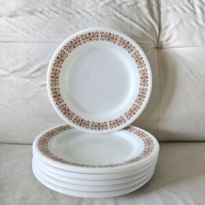 PYREX Vintage 7" Plates Set of 6